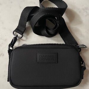 NEOPRENE PHONE SLING BAG